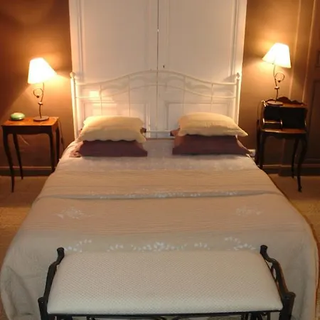 Domaine De La Queyssie Bed and breakfast Saussignac
