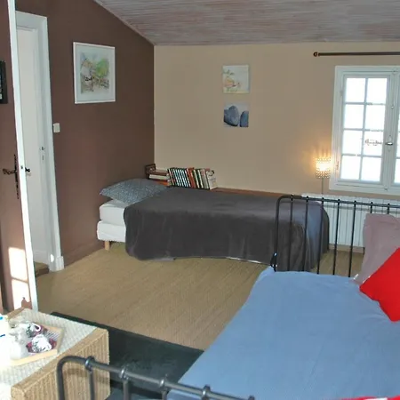 Bed and breakfast Domaine De La Queyssie
