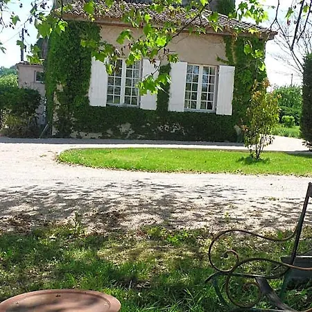 Domaine De La Queyssie לינה וארוחת בוקר 3*